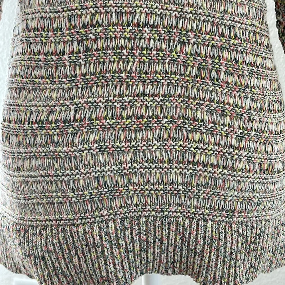 Multi color sweater… Great for Fall - Picture 5 of 8